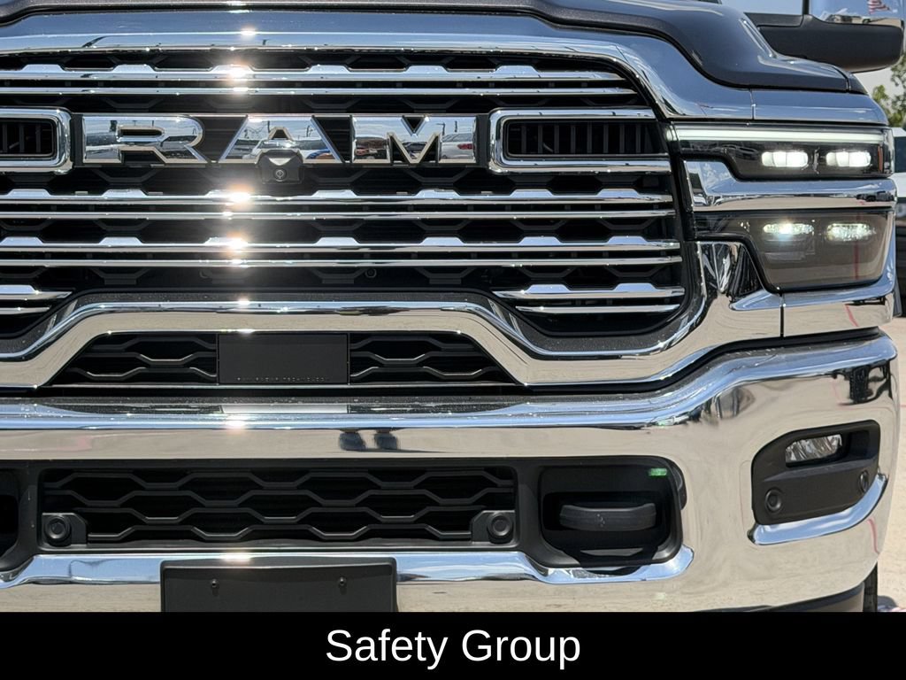 Used 2025 RAM 2500 Limited AWD/4WD image 4