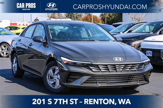 New 2026 Hyundai Elantra SE