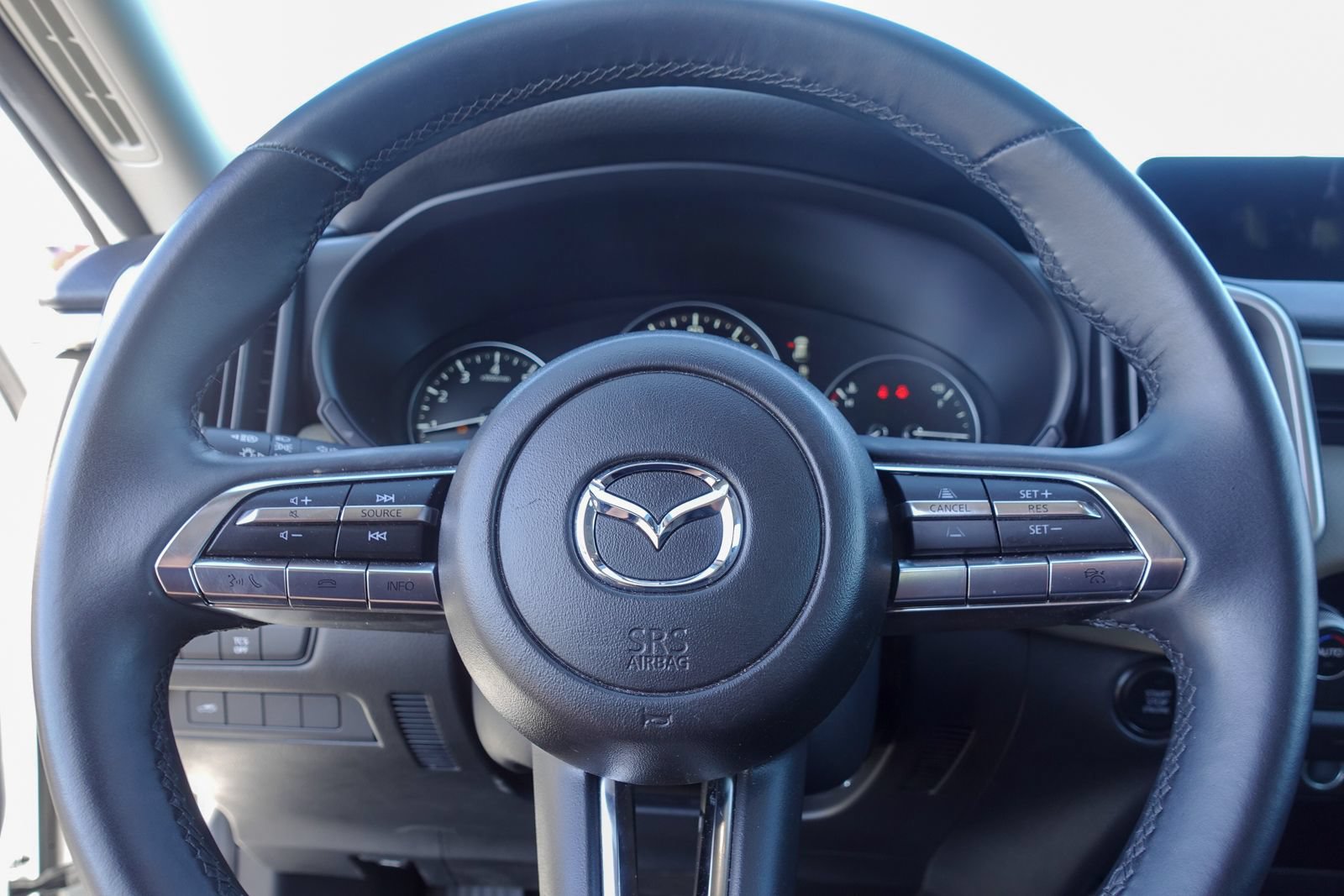 Certified 2025 MAZDA CX-50 AWD 2.5 S w/ Premium Package image 19