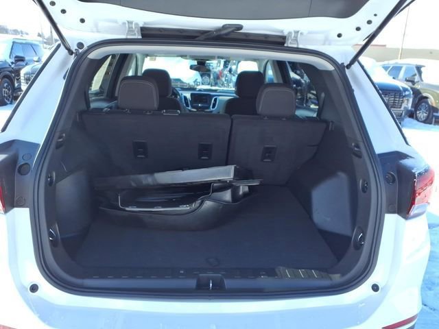 Used 2023 Chevrolet Equinox LS w/ LS Convenience Package image 17