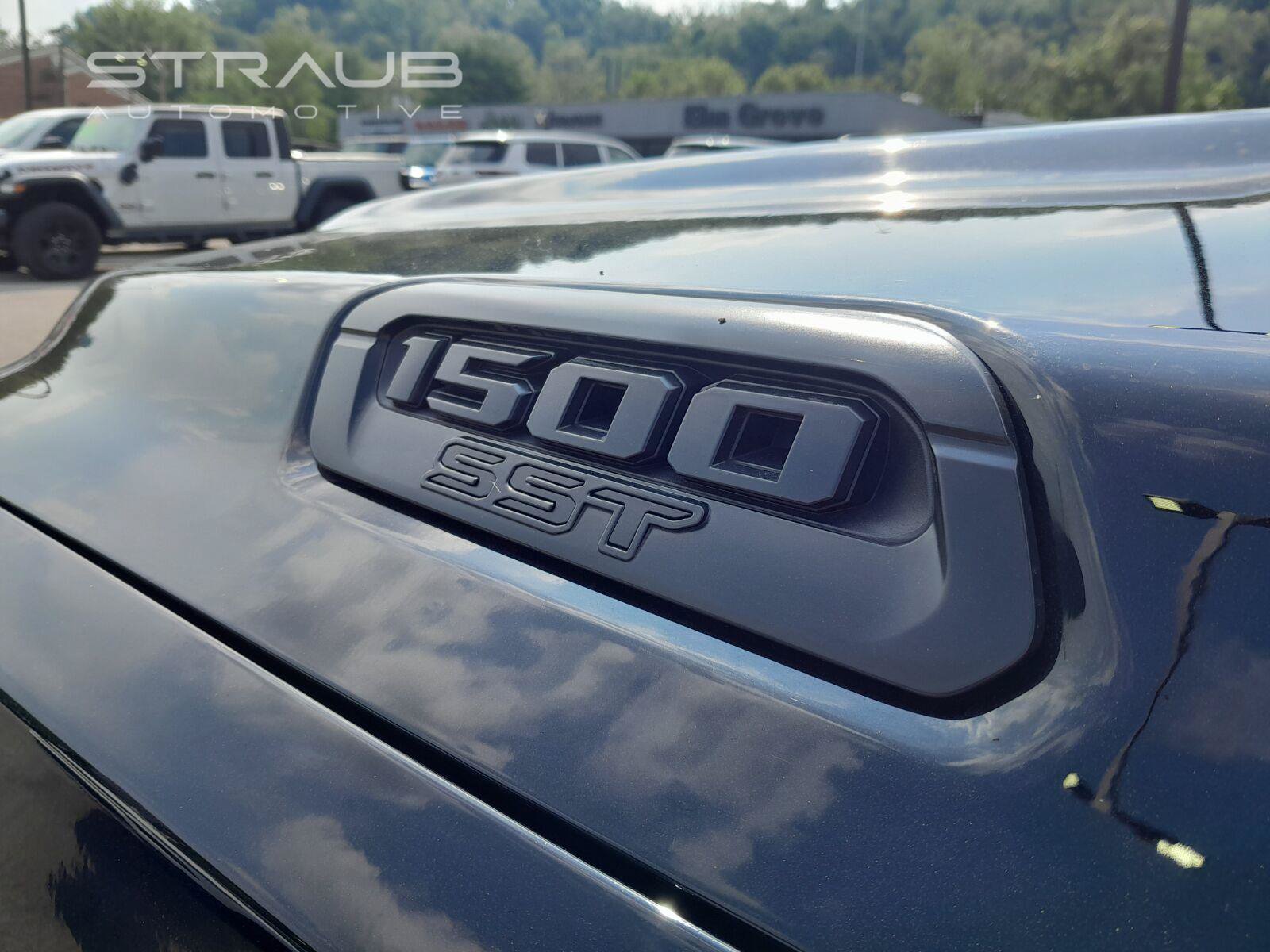 Used 2025 RAM 1500 Warlock AWD/4WD image 54