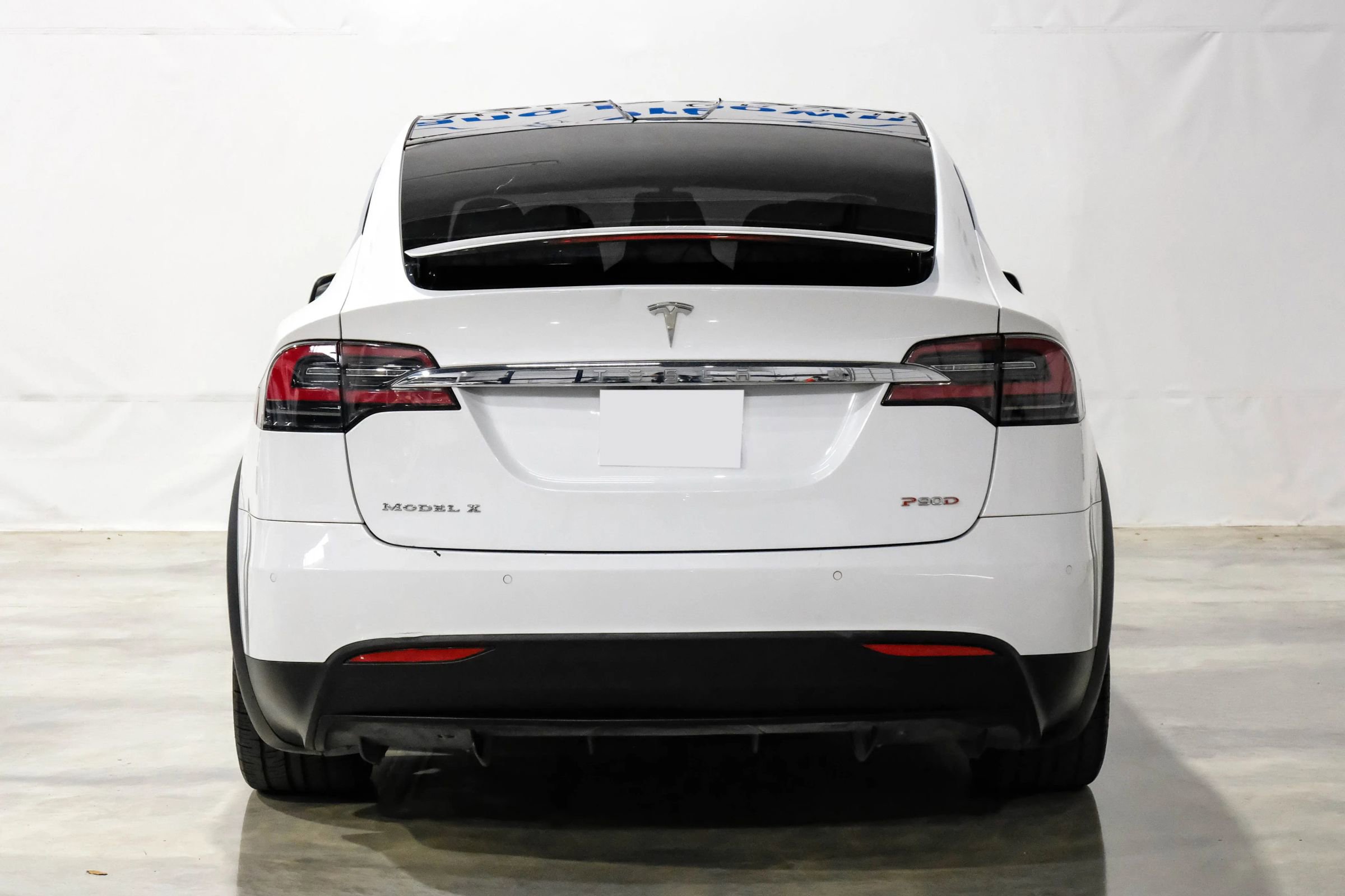 Used 2016 Tesla Model X P90D image 7