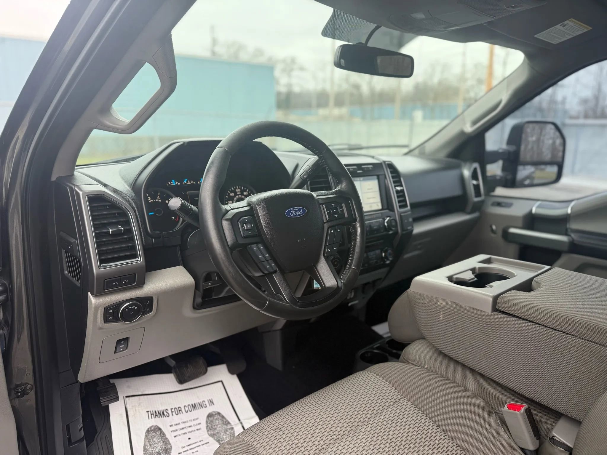 Used 2017 Ford F150 XLT w/ Equipment Group 302A Luxury AWD/4WD image 9