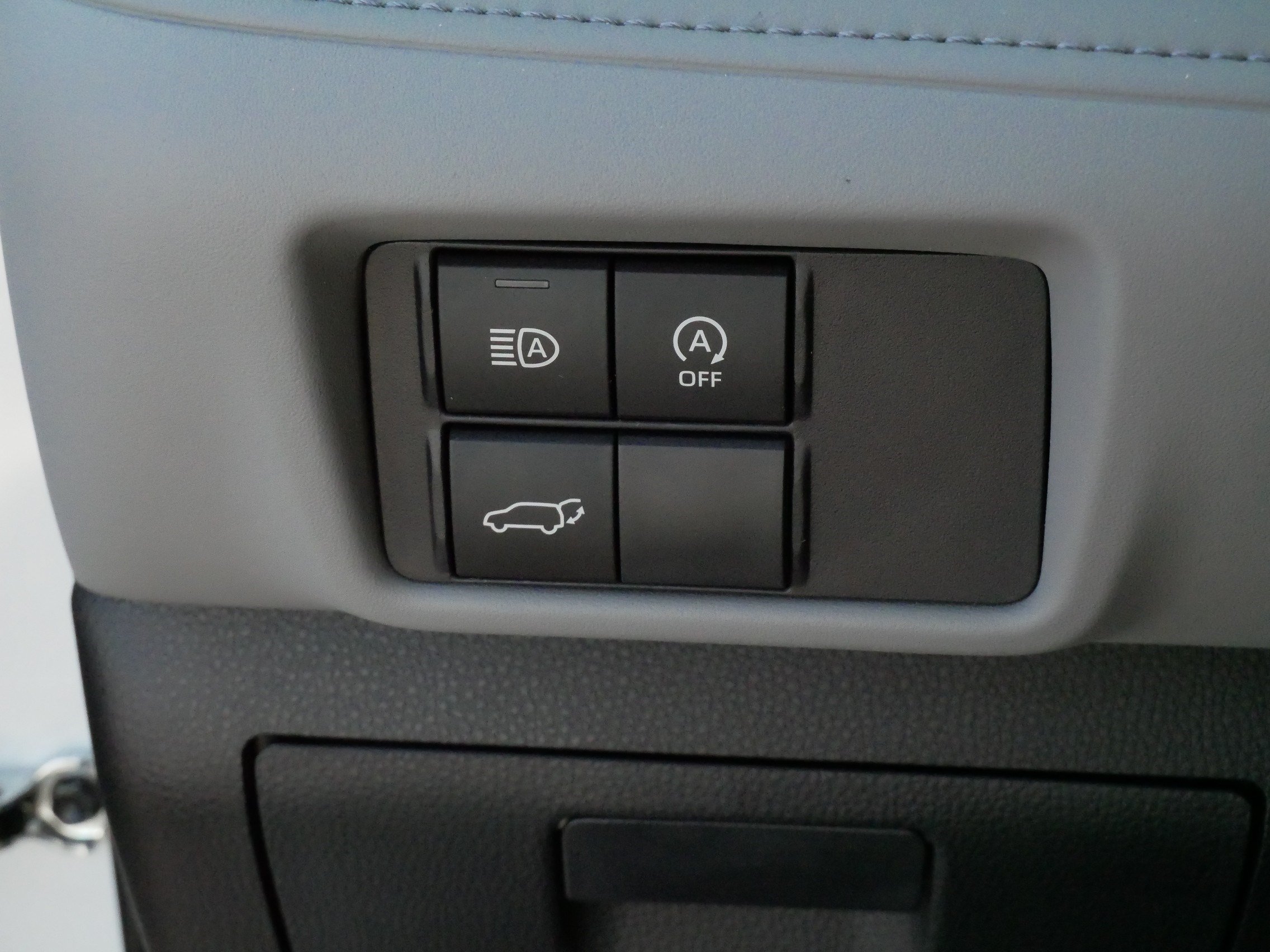 Certified 2026 Toyota Highlander XLE AWD/4WD image 28