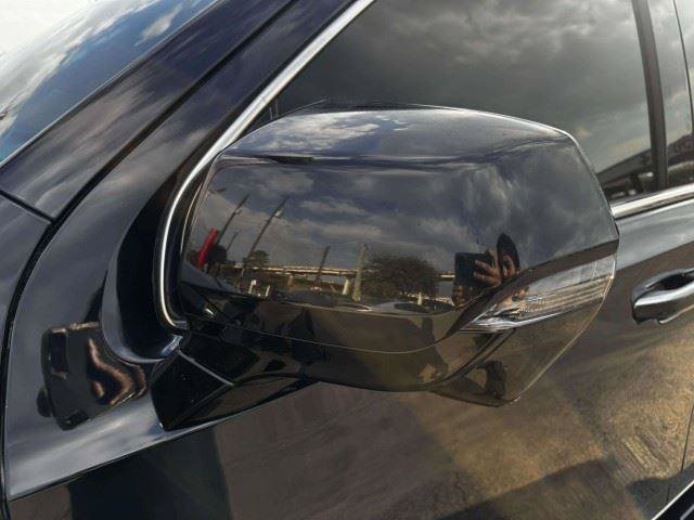 Used 2021 Cadillac Escalade Premium Luxury Platinum AWD/4WD image 16