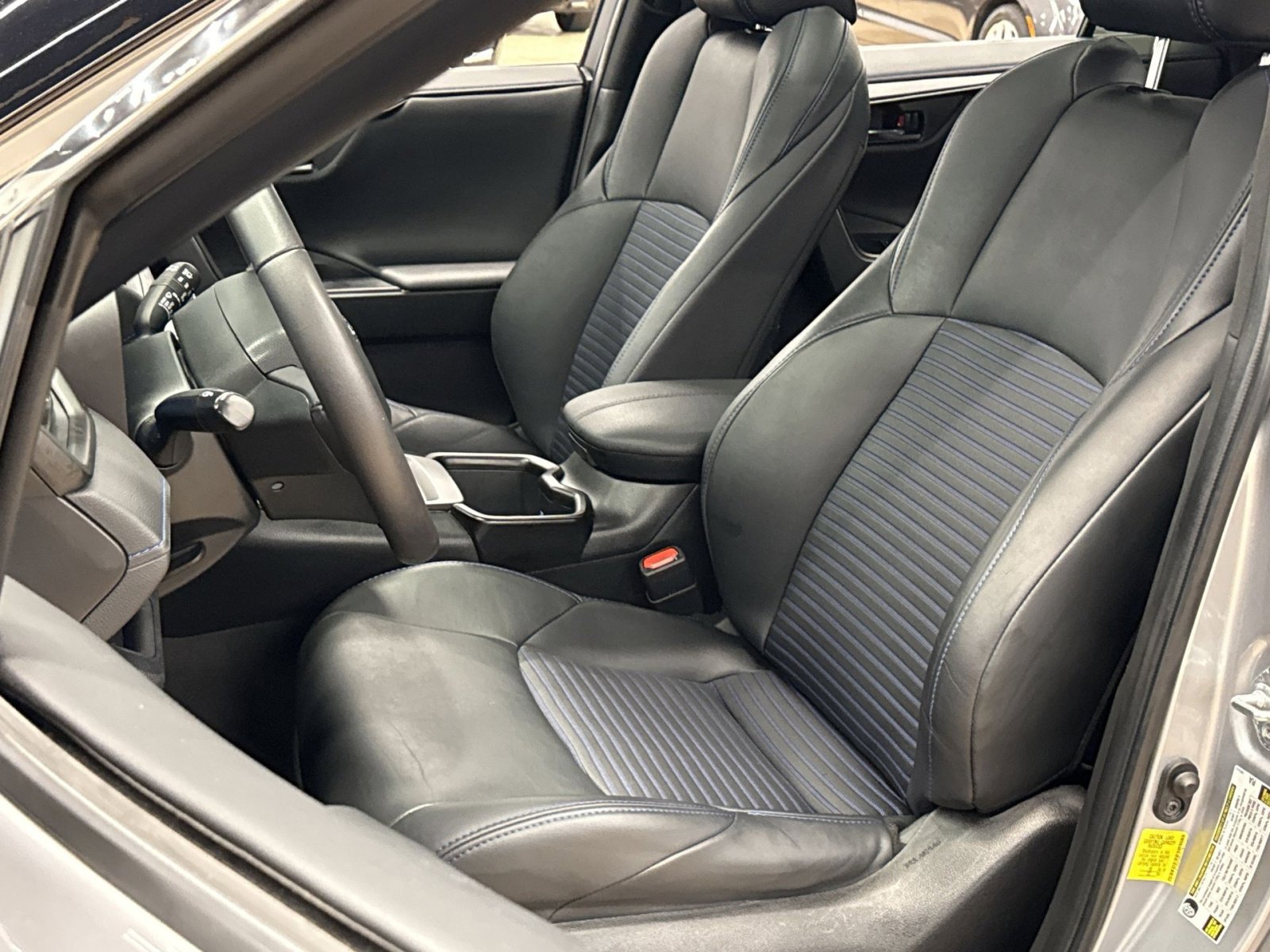 Used 2023 Toyota RAV4 XSE AWD/4WD image 14