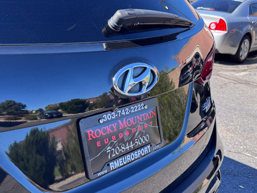 Used 2018 Hyundai Santa Fe Sport AWD/4WD image 9