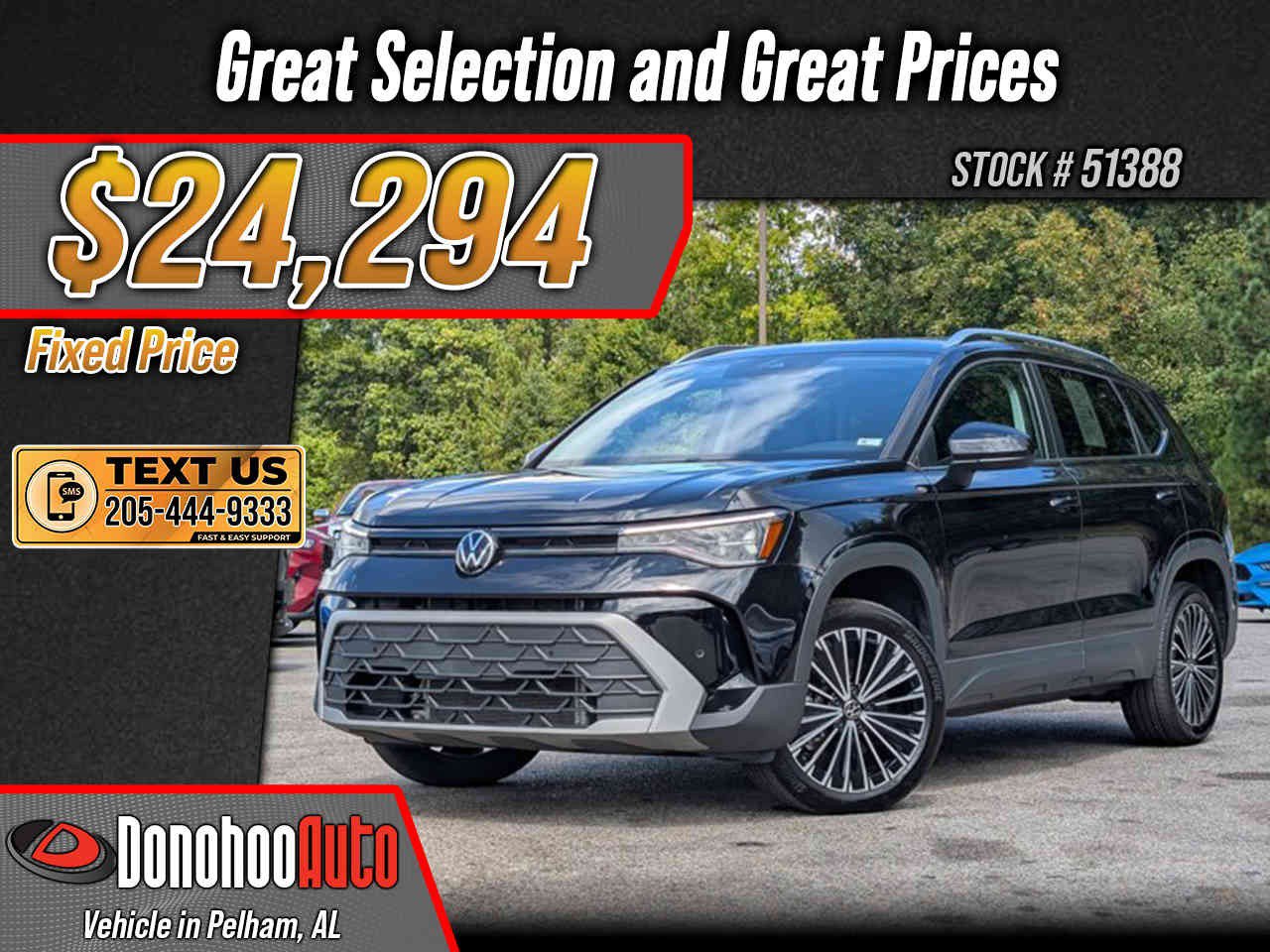 Used 2025 Volkswagen Taos SE w/ Panoramic Sunroof Package FWD image 1