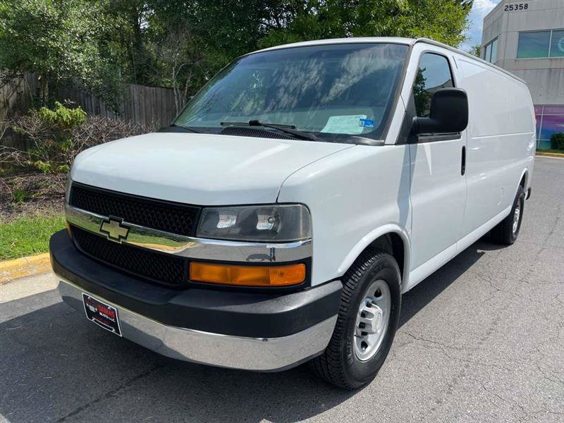 Used 2007 Chevrolet Express 3500 Extended RWD image 18