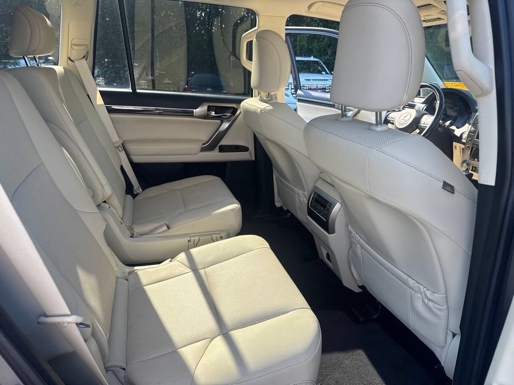 Used 2021 Lexus GX 460 Premium AWD/4WD image 19