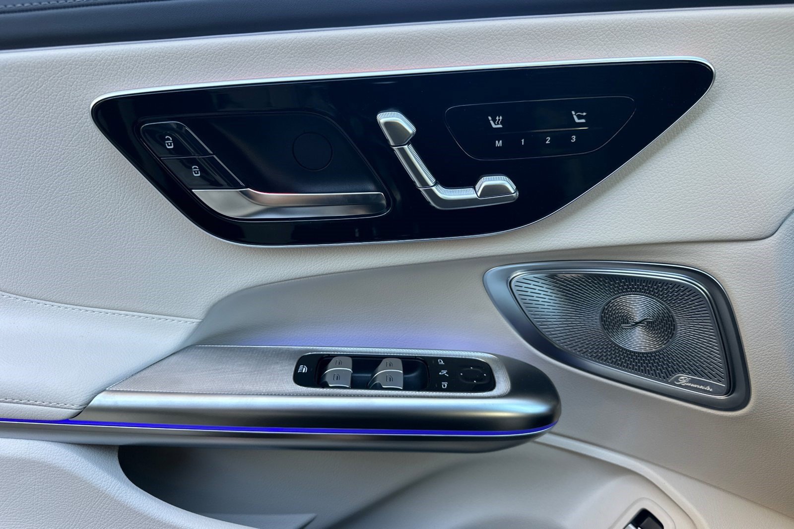 New 2026 Mercedes-Benz CLE 53 AMG 4MATIC Cabriolet image 13