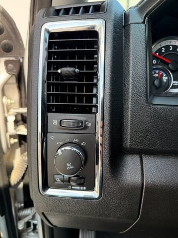 Used 2018 RAM 3500 Laramie AWD/4WD image 43