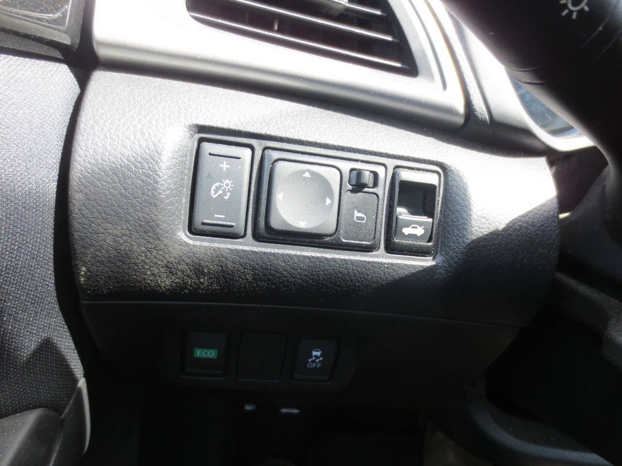 Used 2019 Nissan Sentra SV FWD image 10