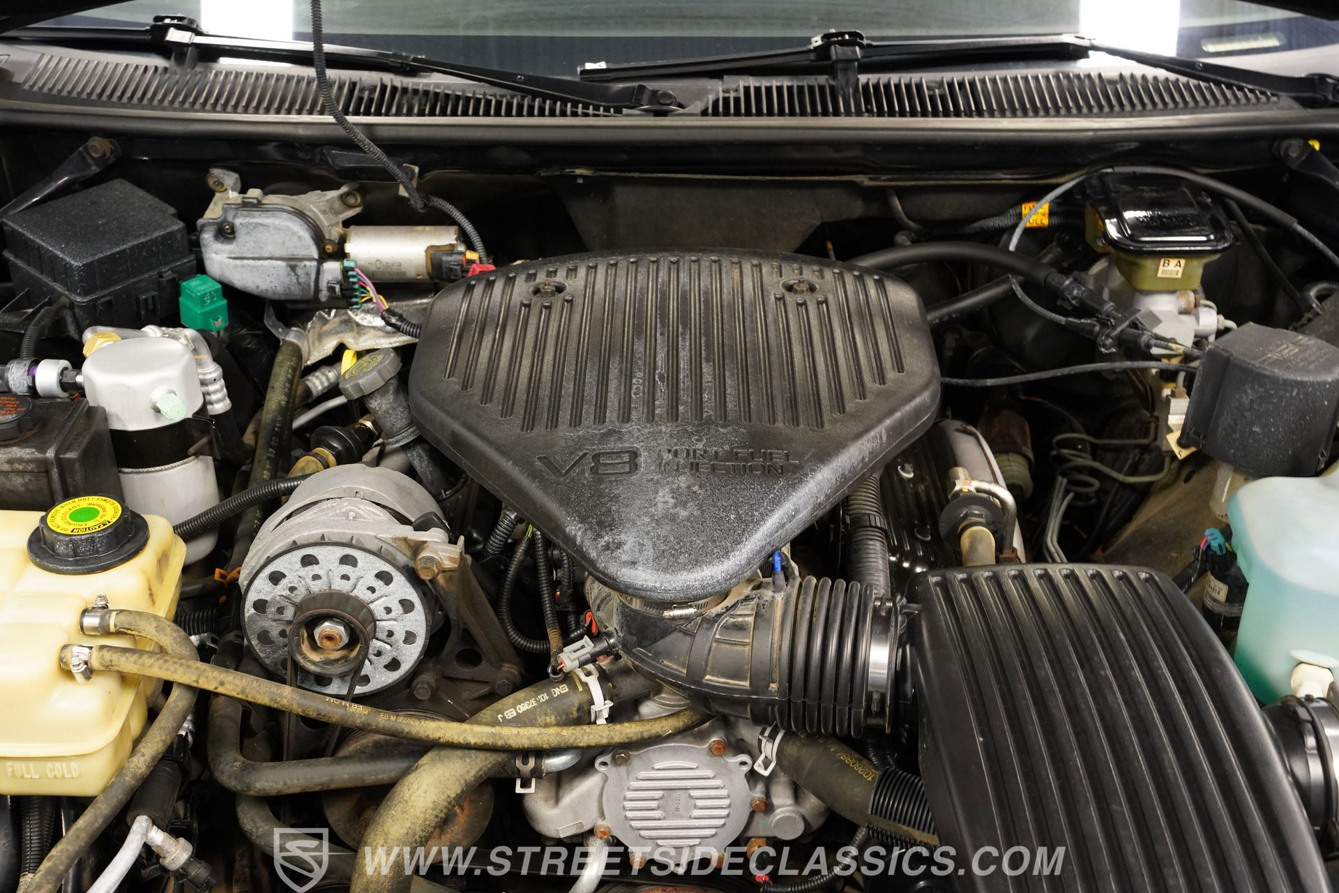Used 1995 Cadillac Fleetwood Brougham RWD image 35