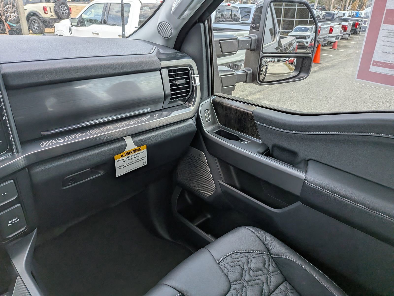 New 2026 Ford F250 Lariat w/ Black Appearance Package image 18