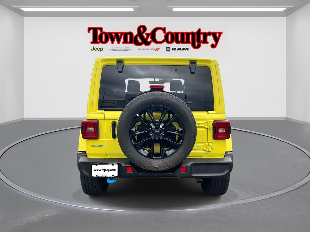 Used 2023 Jeep Wrangler Unlimited Sahara image 6