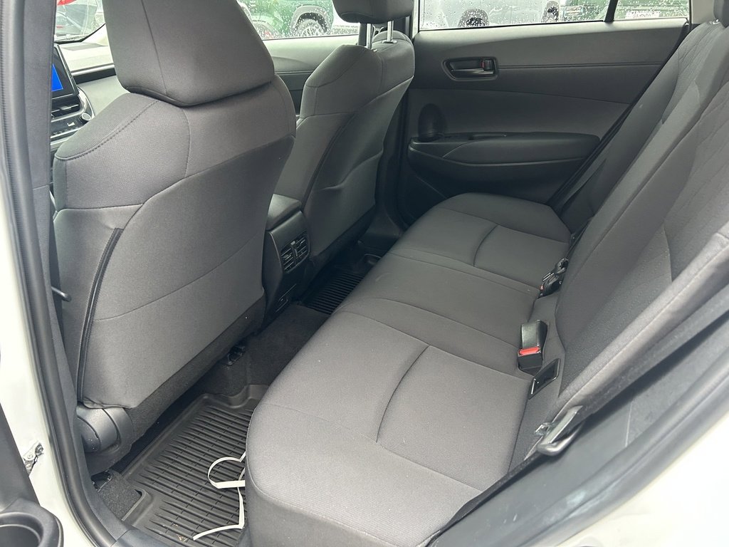 Used 2023 Toyota Corolla Cross LE image 9