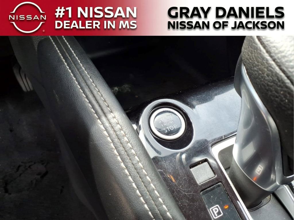 Used 2019 Nissan Kicks SV w/ Exterior Package image 15