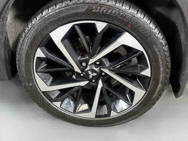 Used 2023 Mitsubishi Outlander SE AWD/4WD image 32