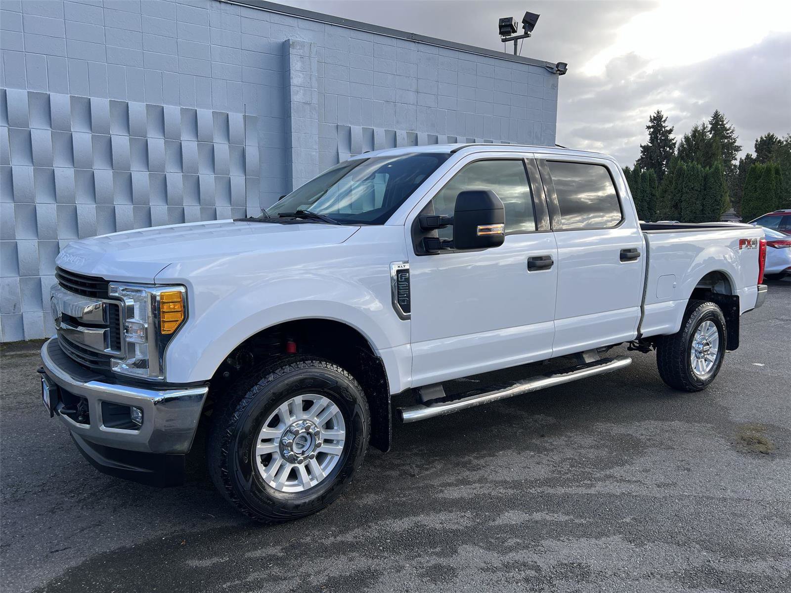 Used 2017 Ford F250 XLT w/ FX4 Off-Road Package