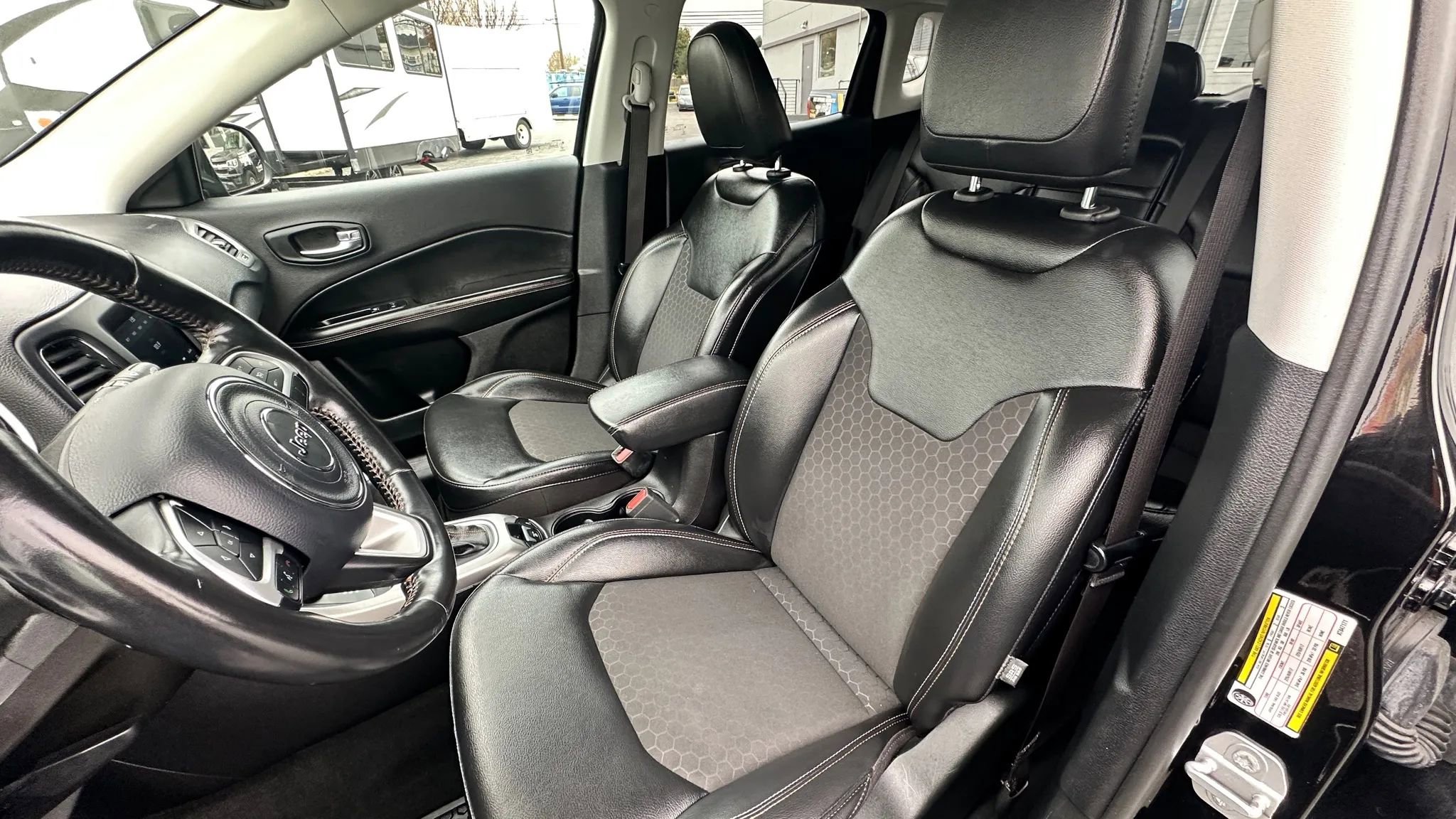 Used 2019 Jeep Compass Latitude w/ Popular Equipment Group image 14