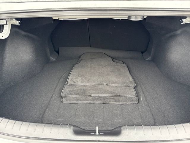 Certified 2025 Hyundai Elantra Limited image 43