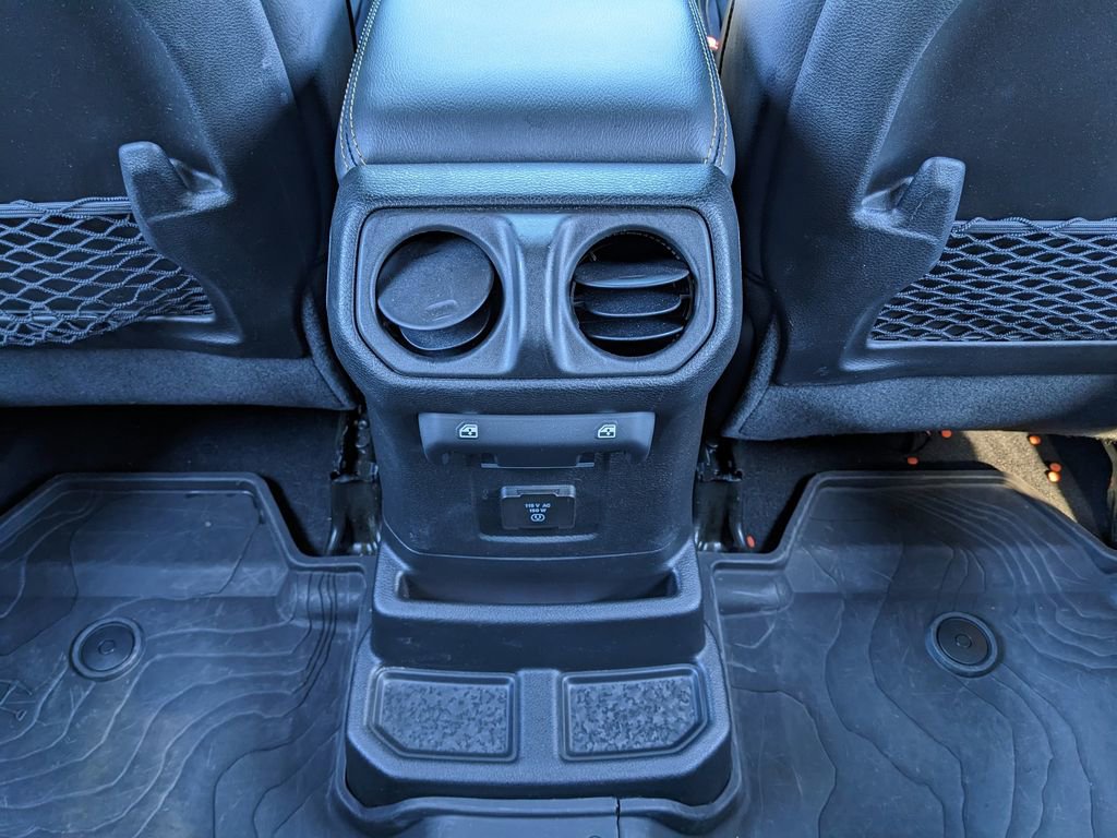 Used 2024 Jeep Wrangler Unlimited Sahara w/ Technology Group image 44