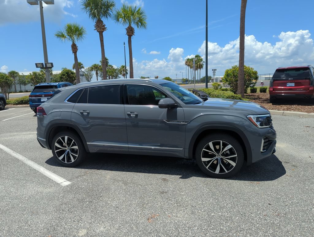 New 2026 Volkswagen Atlas Cross Sport SEL Premium R-Line AWD/4WD image 2