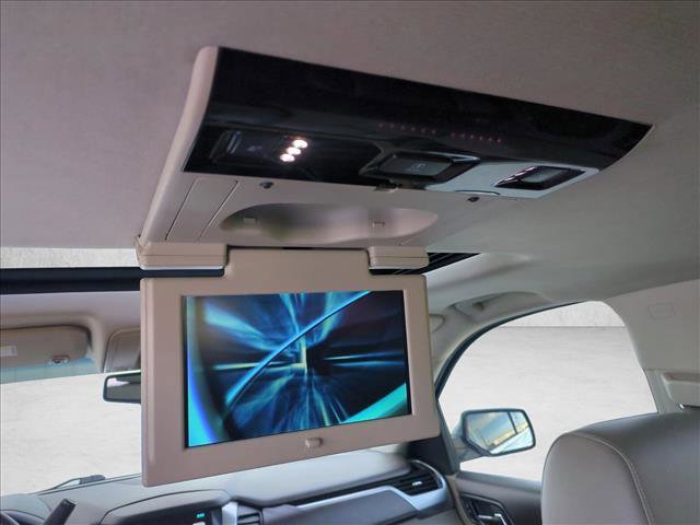 Used 2015 Chevrolet Suburban LTZ image 18