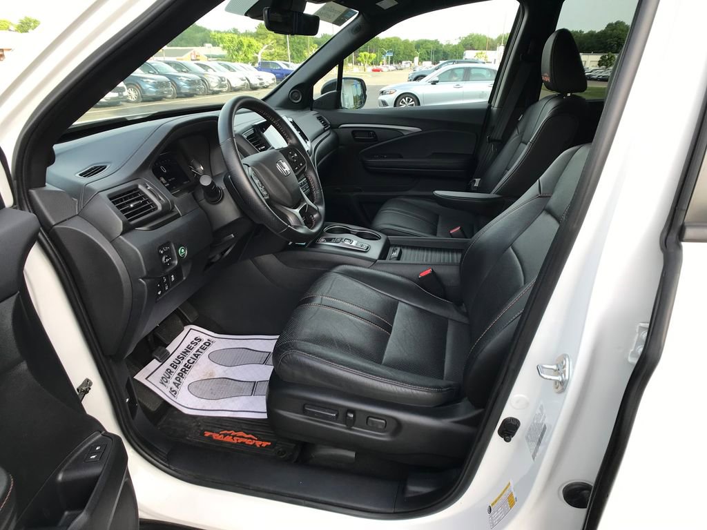 Certified 2023 Honda Passport TrailSport image 4