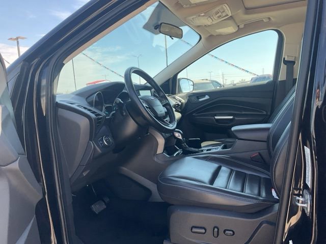 Used 2019 Ford Escape SEL AWD/4WD image 3