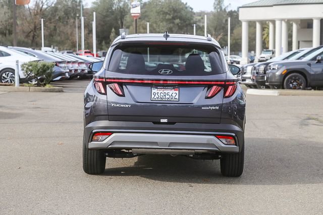 Certified 2025 Hyundai Tucson SEL AWD/4WD image 4
