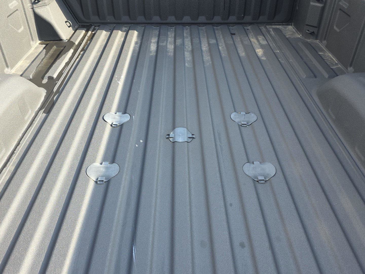 Used 2025 Chevrolet Silverado 2500 Custom image 14