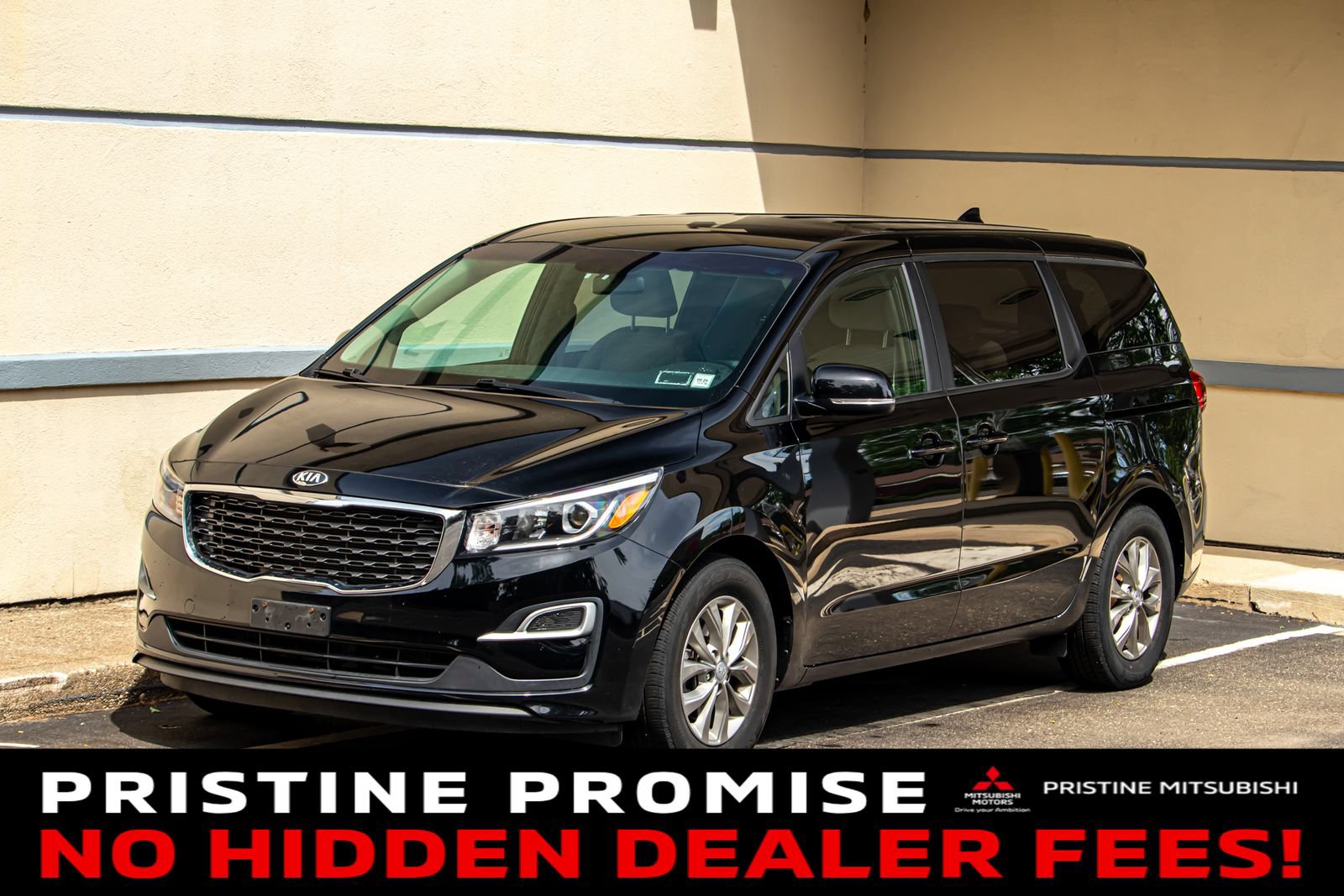 Used 2021 Kia Sedona LX FWD image 1