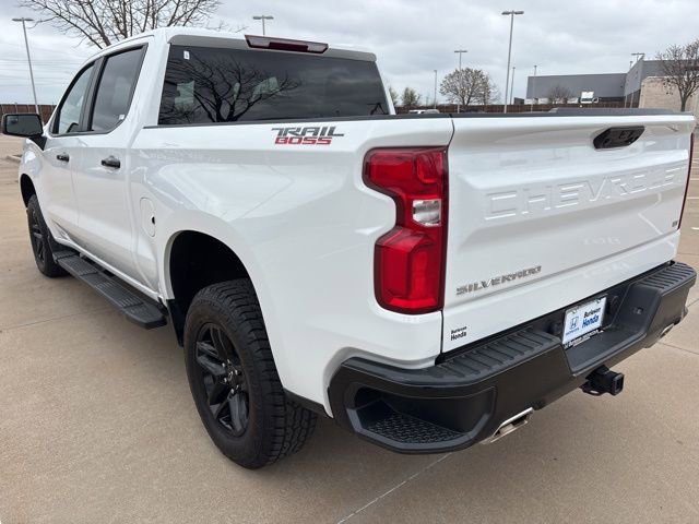 Used 2024 Chevrolet Silverado 1500 LT Trail Boss w/ Protection Package AWD/4WD image 4