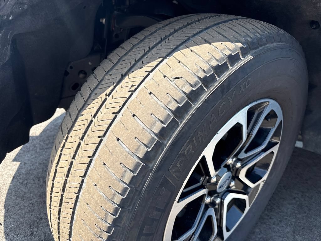 Used 2024 Ford Expedition XLT AWD/4WD image 42