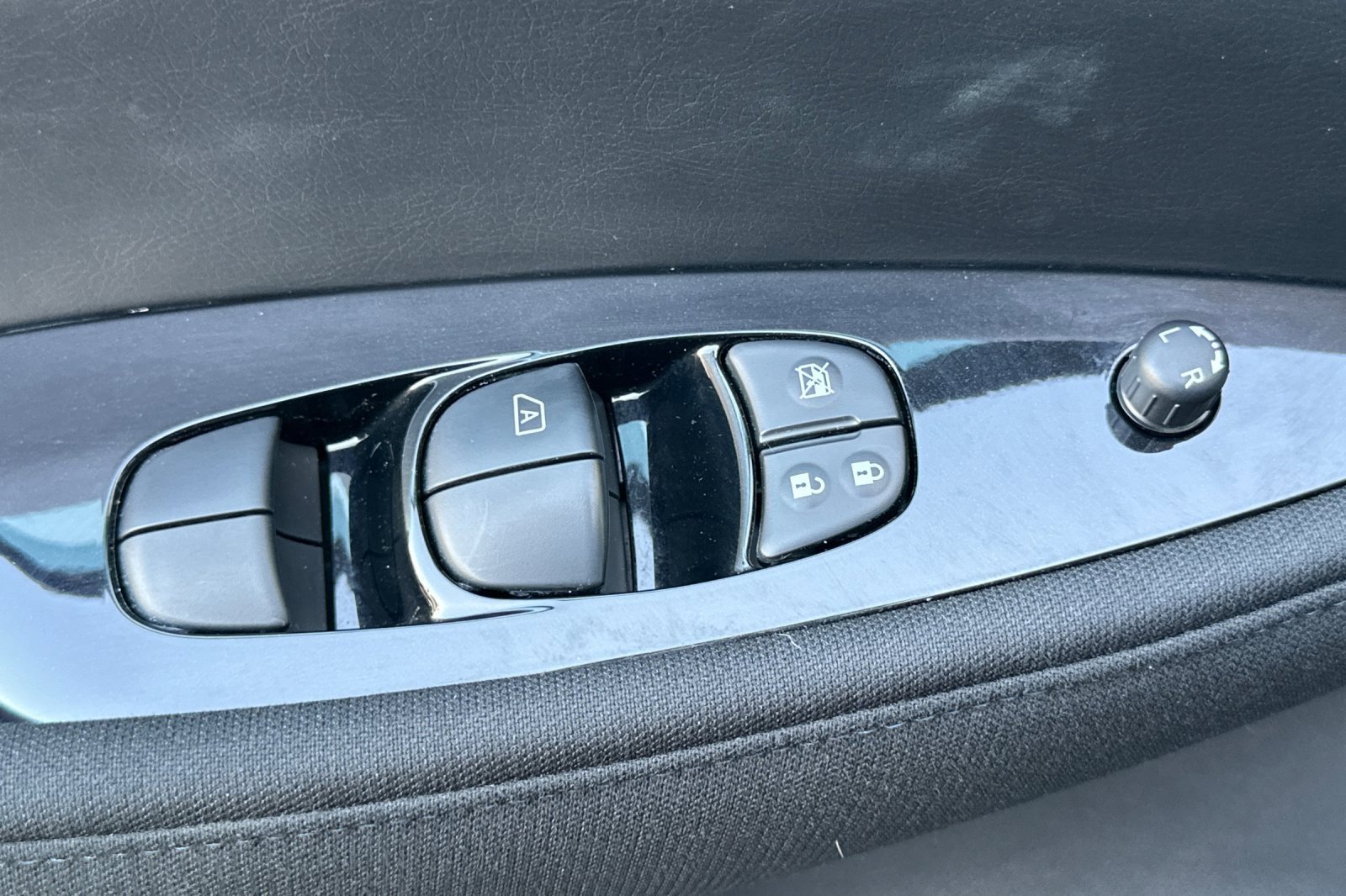 Certified 2023 Nissan Leaf SV Plus image 12