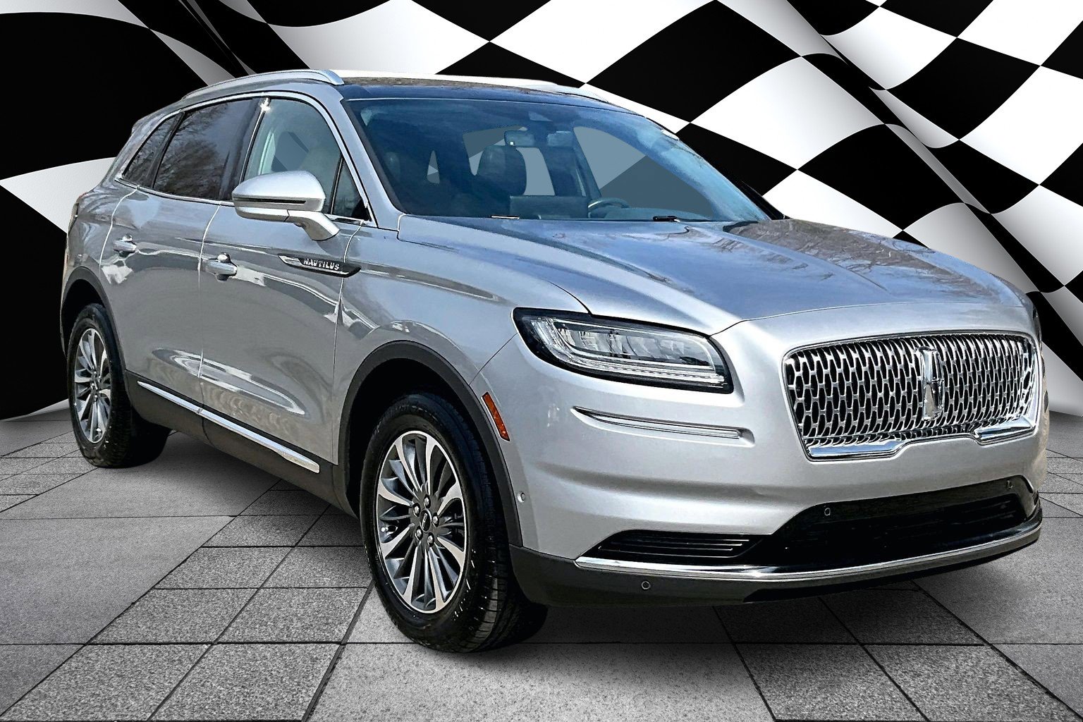 Used 2021 Lincoln Nautilus Reserve image 11