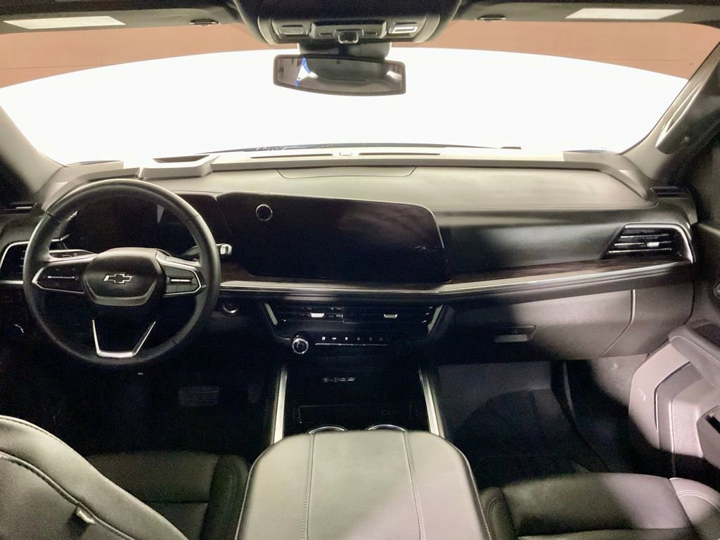 Used 2025 Chevrolet Tahoe Z71 w/ Comfort Package image 22