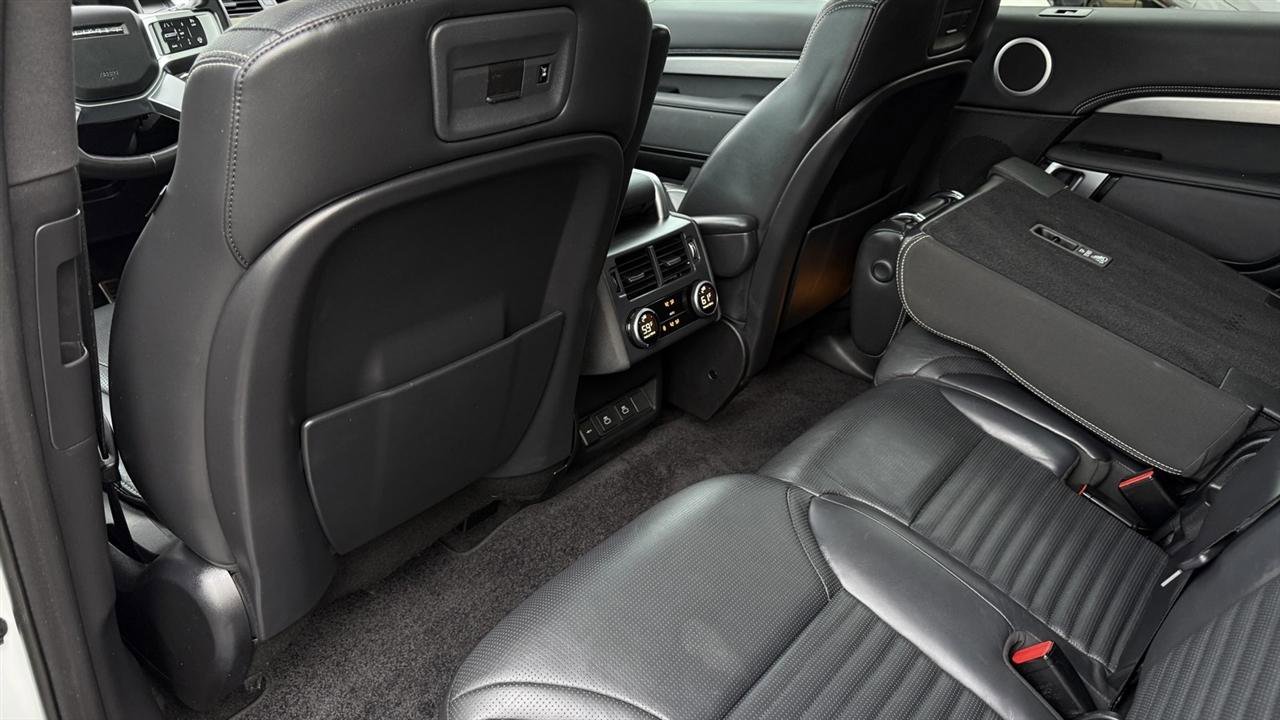 Used 2023 Land Rover Discovery S R-Dynamic AWD/4WD image 35