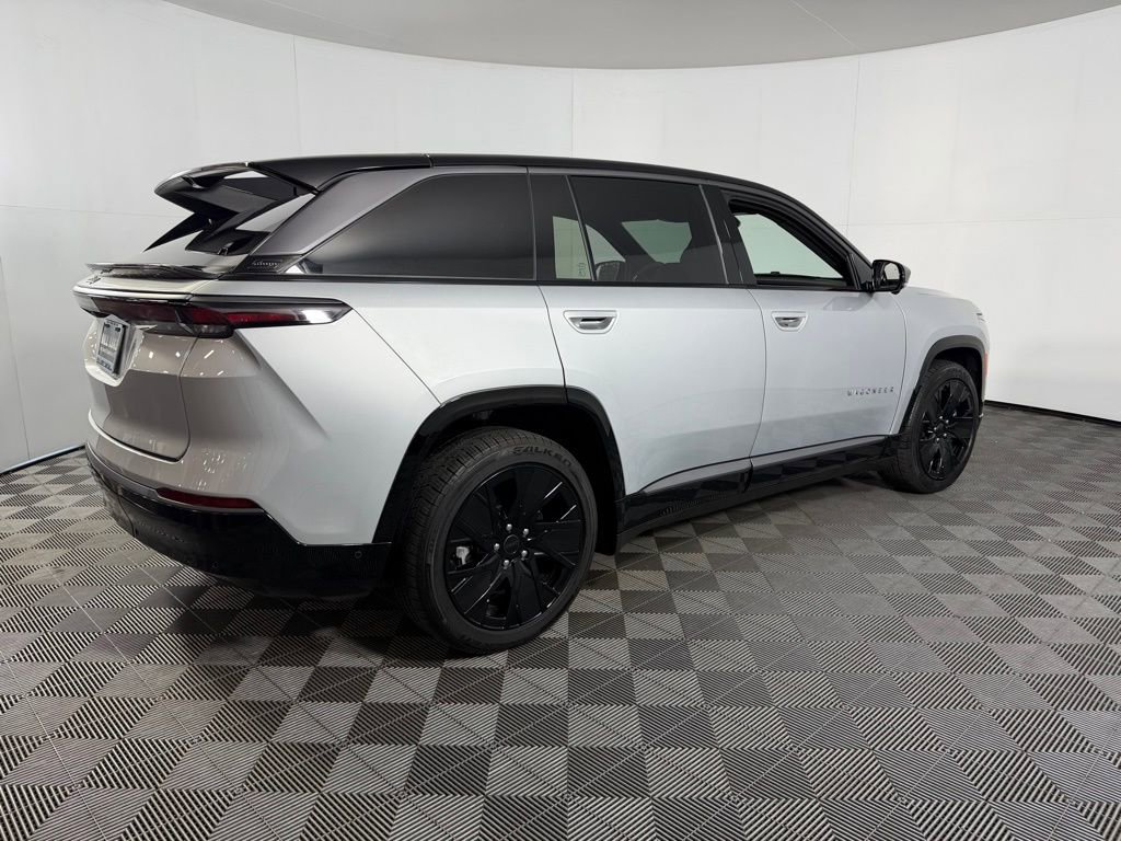 Used 2025 Jeep Wagoneer S Launch Edition image 5