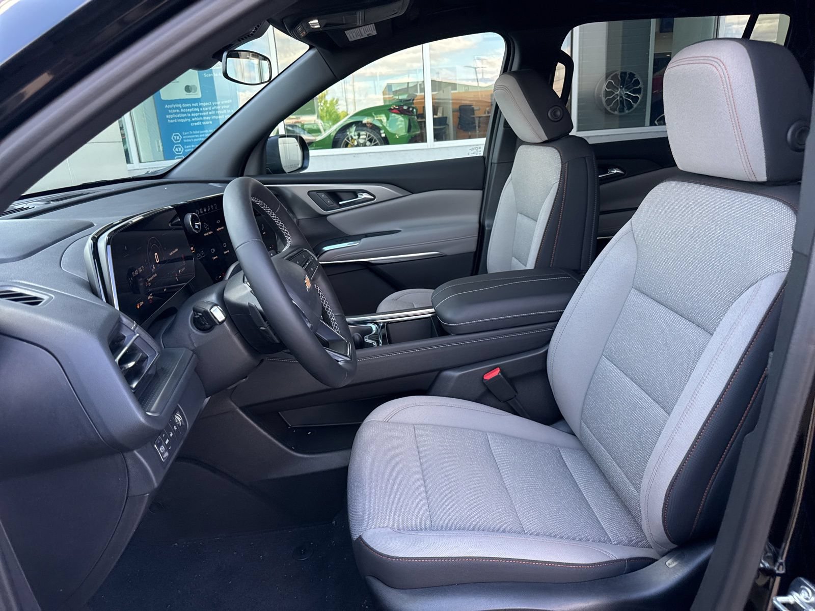 New 2026 Chevrolet Traverse LT AWD/4WD image 18