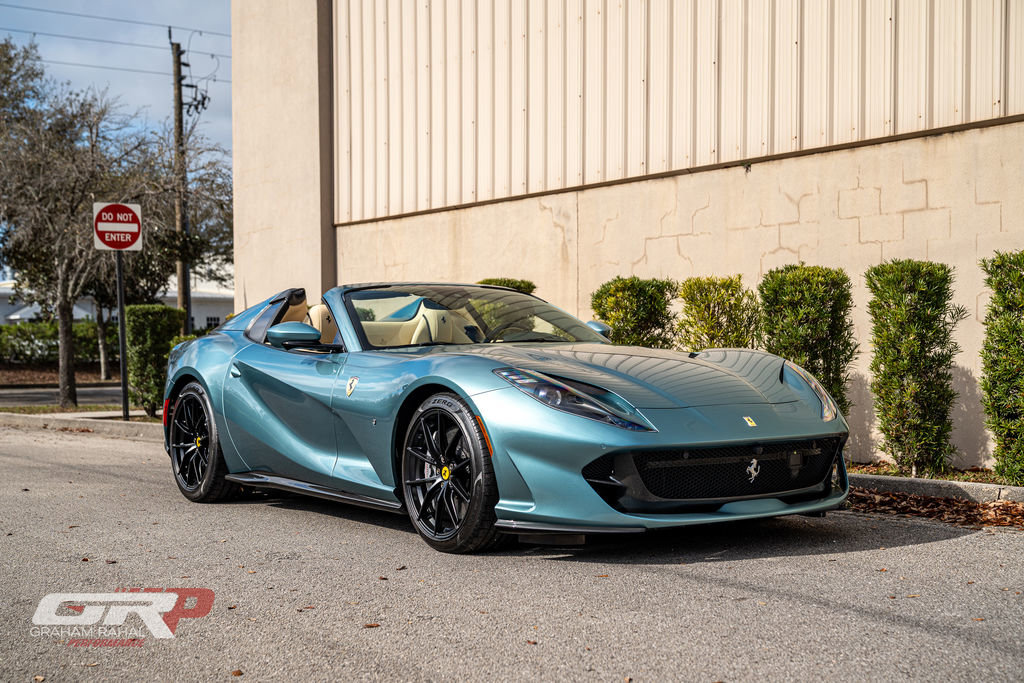 Used 2023 Ferrari 812 GTS image 1