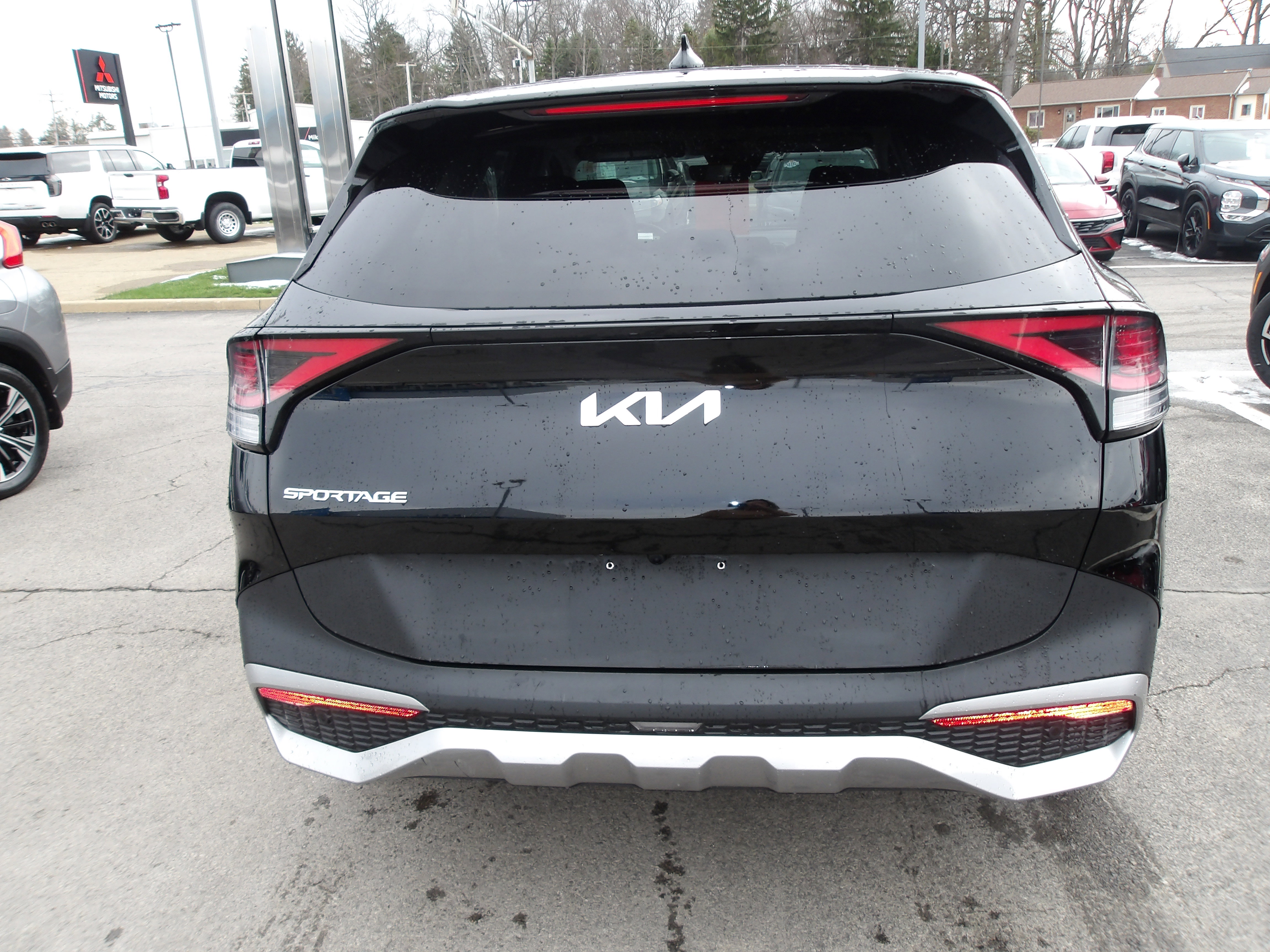 Used 2023 Kia Sportage EX FWD image 32