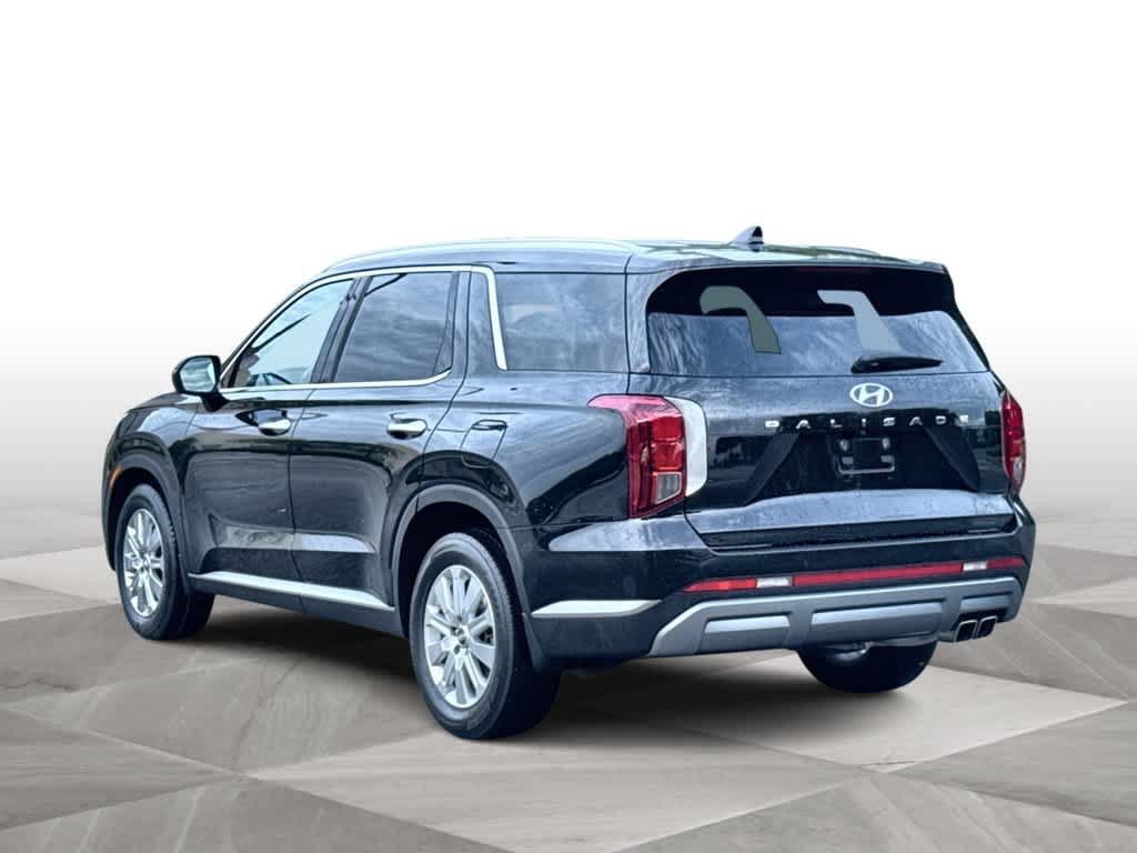 Used 2025 Hyundai Palisade SEL FWD image 6
