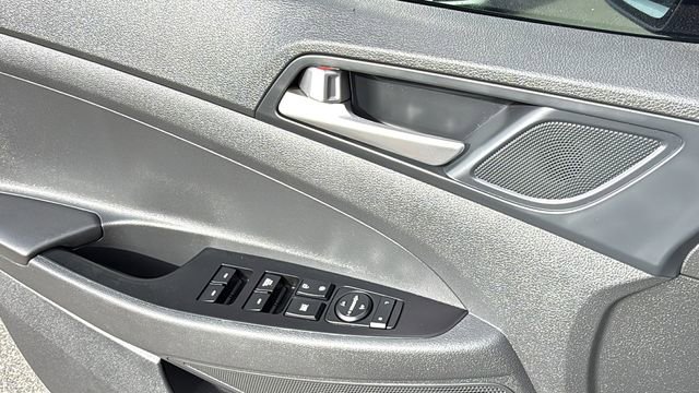 Used 2019 Hyundai Tucson SE image 22