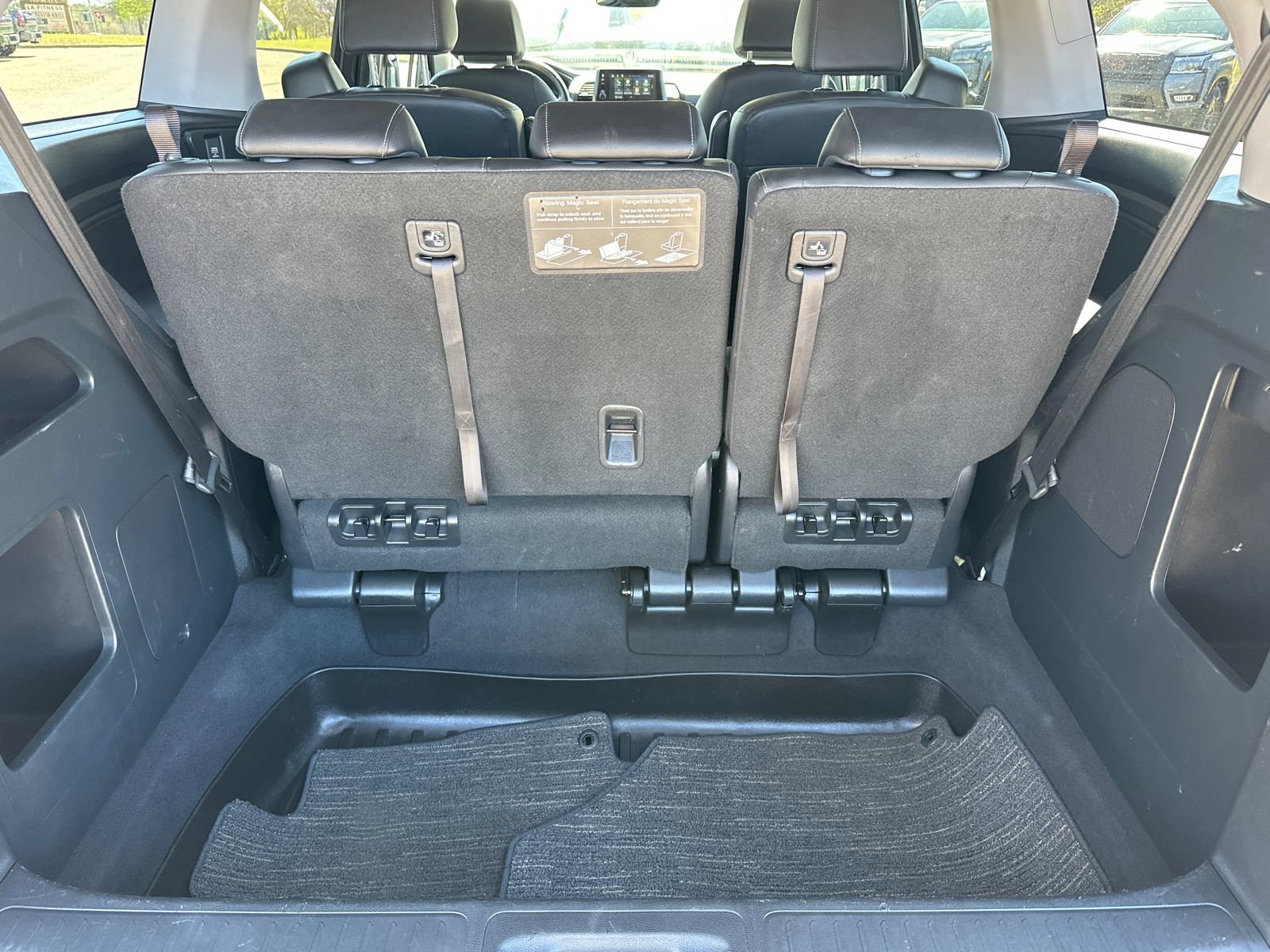 Used 2023 Honda Odyssey EX-L image 16