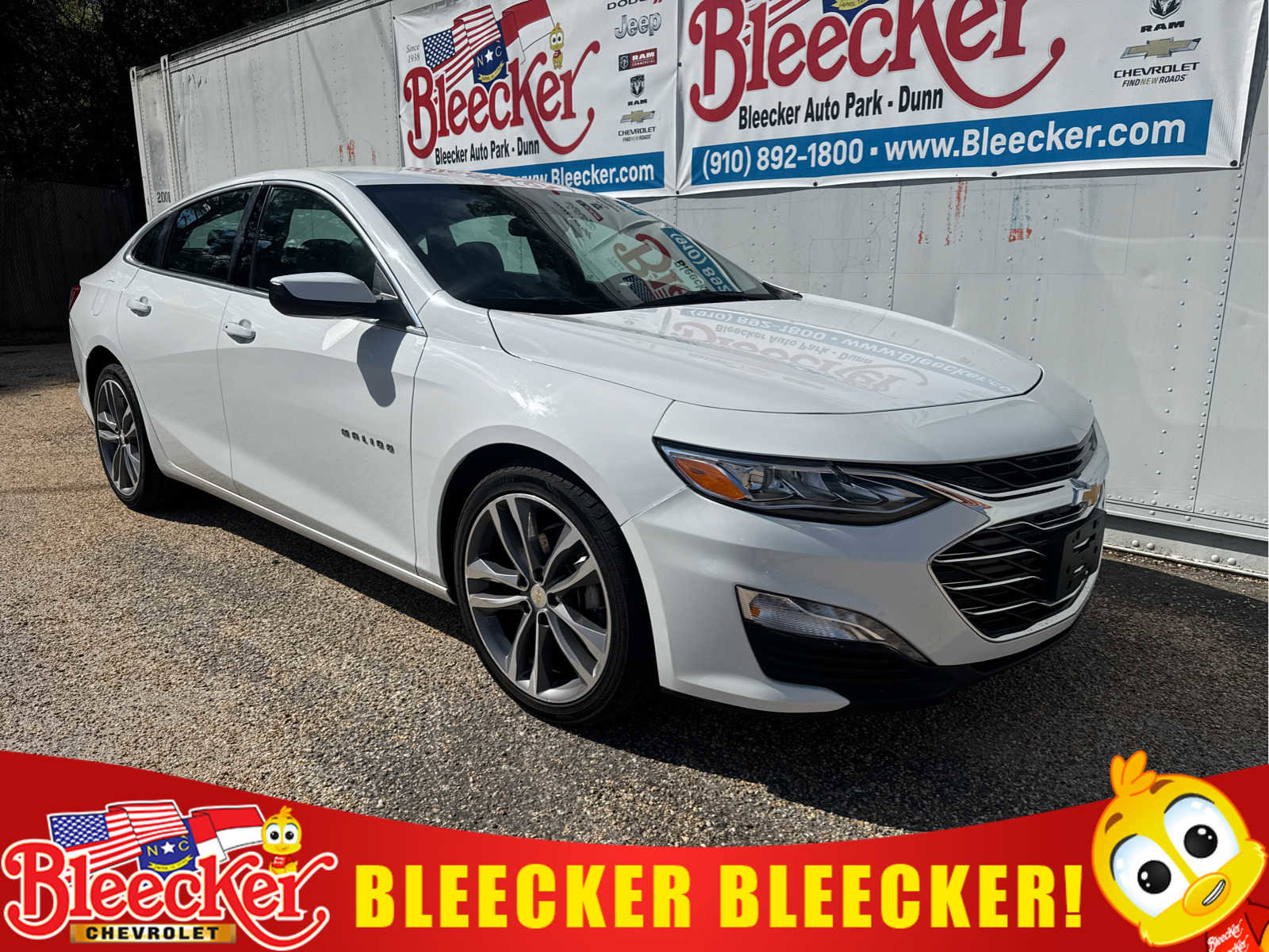 Used 2024 Chevrolet Malibu LT image 1