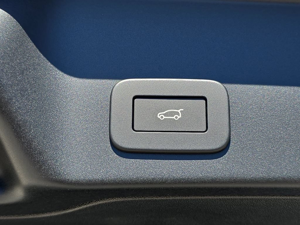 New 2026 Land Rover Range Rover Evoque S AWD/4WD image 13