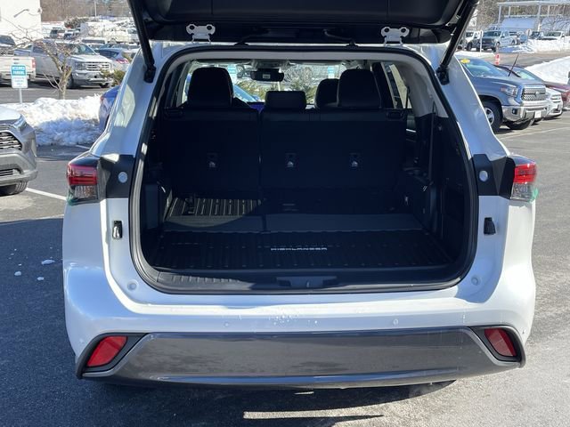 Used 2023 Toyota Highlander Limited AWD/4WD image 25